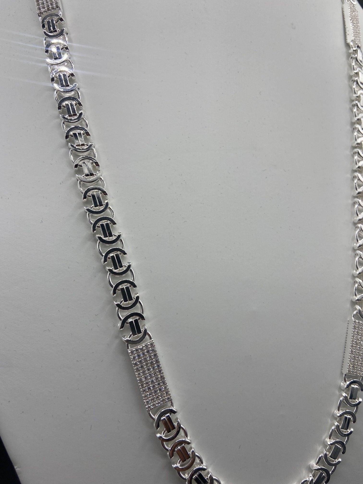 Flache Königskette ICED OUT - 8mm breit